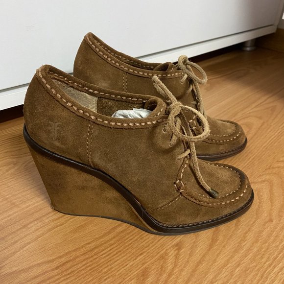 Frye Caroline lace up wedge pump - Picture 3 of 8